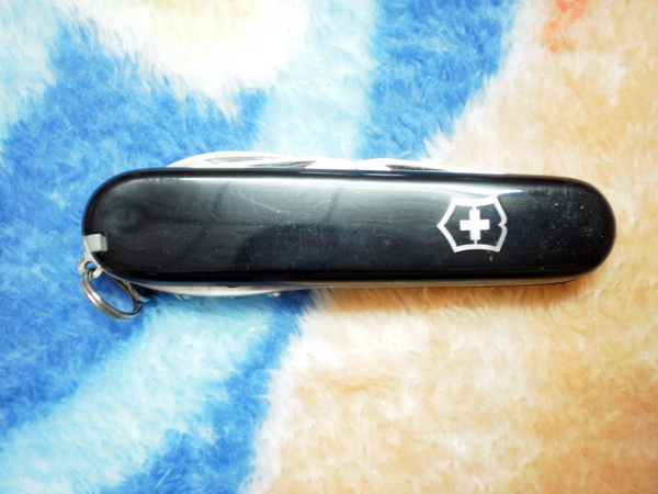 มีดพับ VICTORINOX รุ่น CLIMBER(มือสองสภาพสวยครับ)สวิสแท้ๆสีดำ