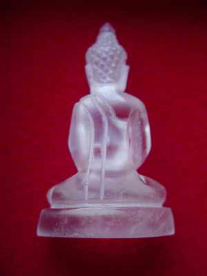พระแก้วขาว