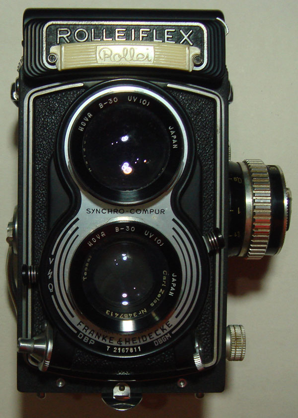 กล้องถ่ายรูปโบราณ Rolleiflex รุ่น K8 T2 ผลิตระหว่าง 1961-1966 Serlais T2167811 เลนส์ 3.5/75 mm.