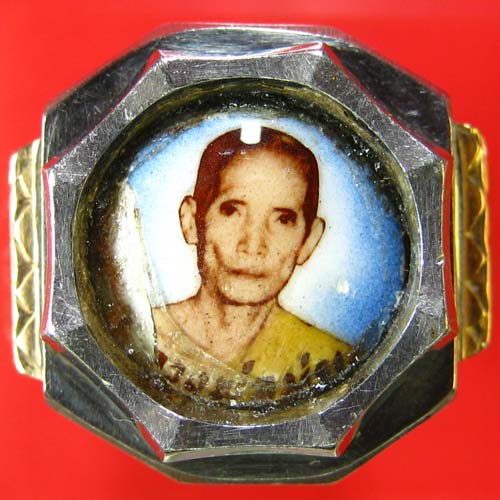 แหวนหลวงพ่อมุ่ย วัดดอนไร่