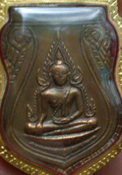 พระพุทธชินราชอกเลาวิหารพระ เนื้อทองฝาบาตร ปี๑๖ เลี่ยมทอง 
