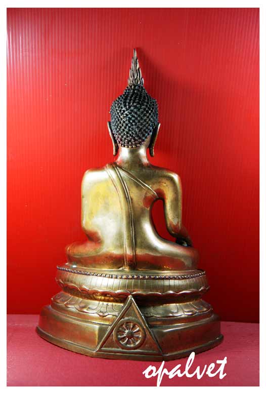 พระบูชารัชกาล  เนื้อแดง  หน้าตัก  ๕ นิ้ว  สวยปี๊ง