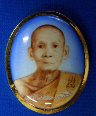 หลวงพ่อจันทร์แรม วัดบ้ารระหาร บุรีรัมย์