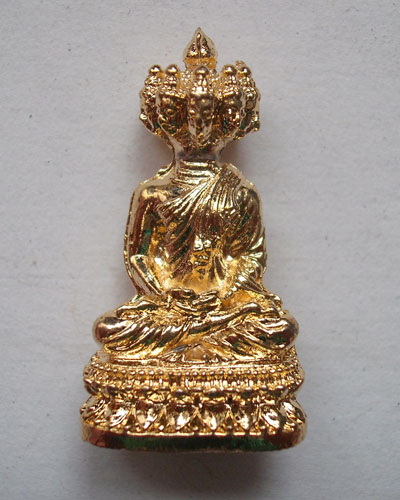 พระเศรษฐีนวโกฏิ หรือ พระมหาเศรษฐีนวโกฏิ