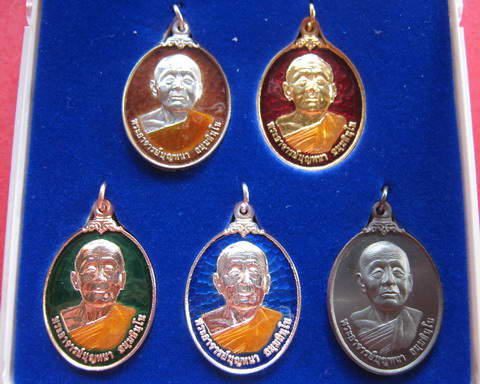 หลวงตาบุญหนา ธัมมทินโน รุ่นเจริญรุ่งเรือง