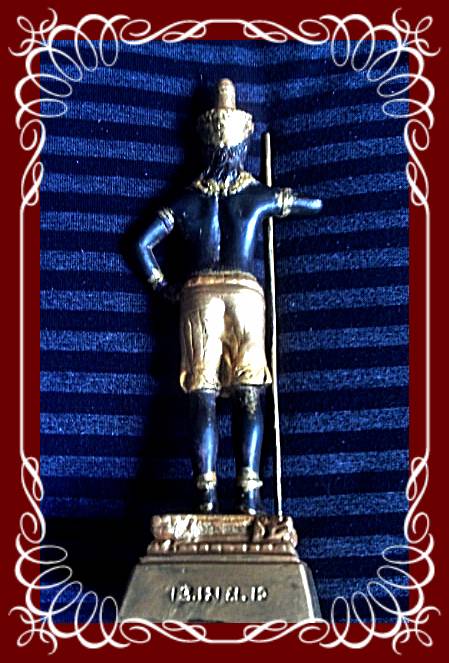 พระบูชา ท้าวหิรัญ วังพญาไท ปี 2512 ฐานกว้าง 2 นิ้วครึ่ง สูง 8 นิ้ว โดยประมาณ พิธีใหญ่
