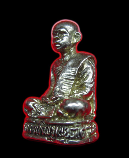 รูปหล่อรูปเหมือนหลวงพ่อเจริญ วัดโนนสว่าง อุดร รุ่นเเรก กะไหล่เงิน