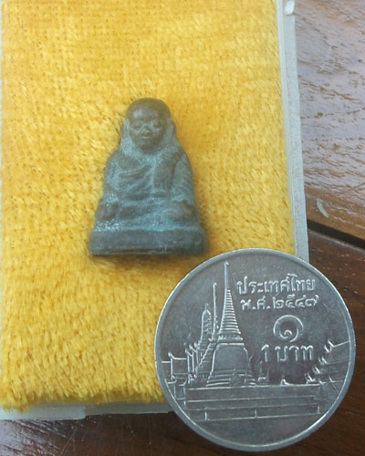 หลวงพ่อเงิน วัดบางคลาน รุ่นปืนแตก (2)