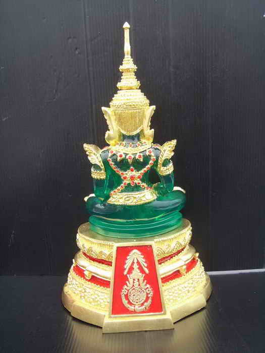 @@@@พระบูชาพระแก้วมรกตทรงเครื่องฤดูร้อนปิดทองแท้"ขนาดฐานกว้าง 7 นิ้ว สูง 11 นิ้ว หน้าตักพระ 5นิ้ว สว
