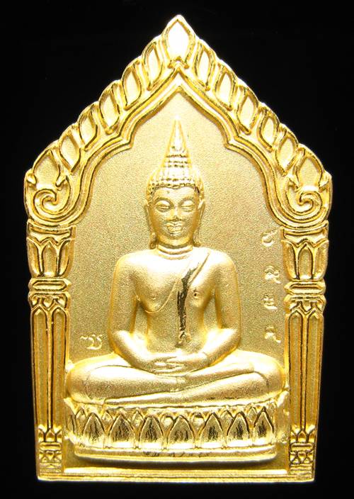 **พระขุนแผน พุทธมณีจินดา หลวงพ่อไสว วัดปรีดาราม เนื้อกะหลั่ยทองพ่นทราย ปี 2541 หมายเลข 6574 **