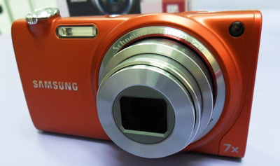 กล้องดิจิตอล SAMSUNG ST5500 สำหรับถ่ายรูปพระเครื่อง ทั่วๆไป สภาพใหม่มาก อุปกรณ์ครบทั้งกล่อง