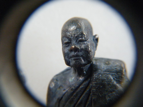 หลวงปู่ลี กุสลธโร วัดป่าเกษรศีลคุณธรรมเจดีย์ (ภูผาแดง) 