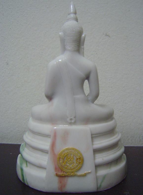 หลวงพ่อโสธรเนื้อเรซิ่น ลายหินอ่อนขนาดฐานกว้าง 7 นิ้ว สูง 9 นิ้ว หน้าตักพระ 5นิ้ว