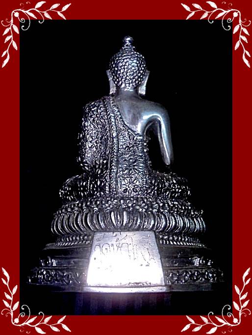 พระบูชา วัดหัวโพธิ์ จ. สุพรรณบุรี เนื้อดีบุก เหมือนเงินปัดเงา ก้นดินไทย ฐาน 7.5 นิ้ว สูง 9.5 นิ้ว