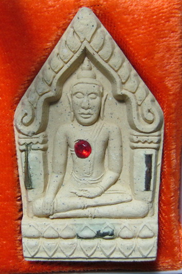 ขุนแผนหลวงปู่ชื่น วัดตาอีรุ่นรับทรัพย์