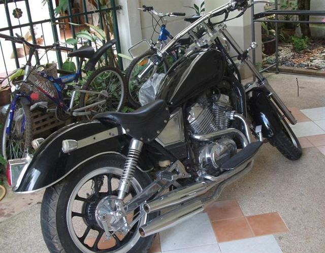 รถจักรยานยนต์ HONDA NV 400 CC