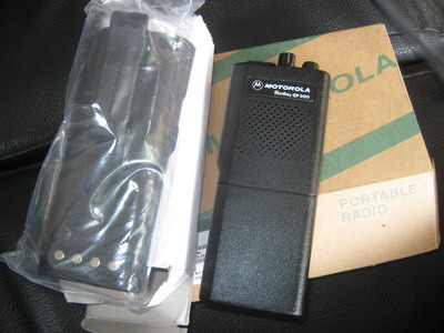 วิทยุสือสาร  MOTOLORA  P 300 ( USA.)