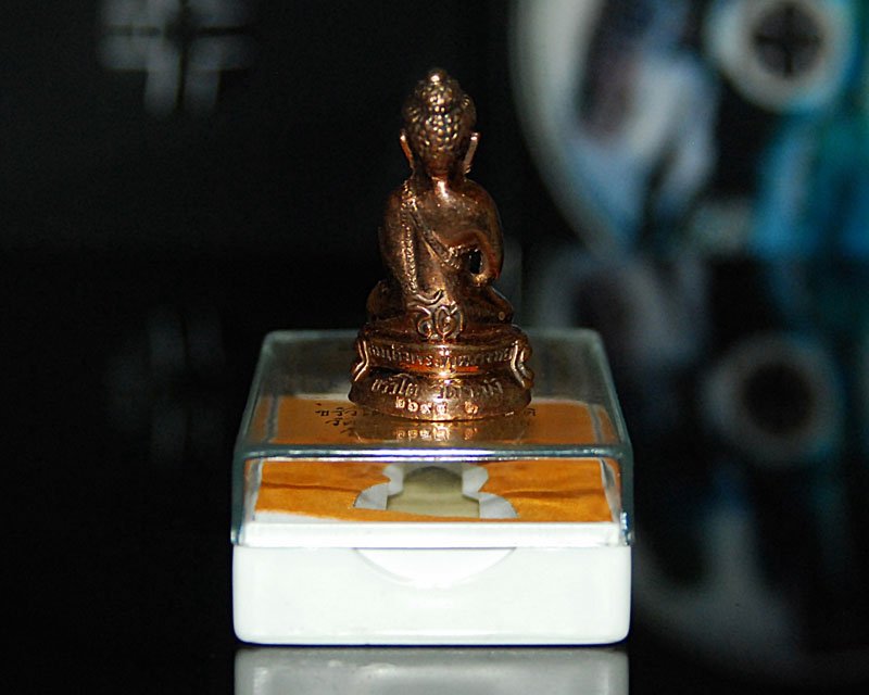 ***พระกริ่ง ขรัวโต มหาจักรพรรดิ์ เนื้อนวะ ฝังตะกรุดเงินแท้ 2 ดอก เลข 2698***
