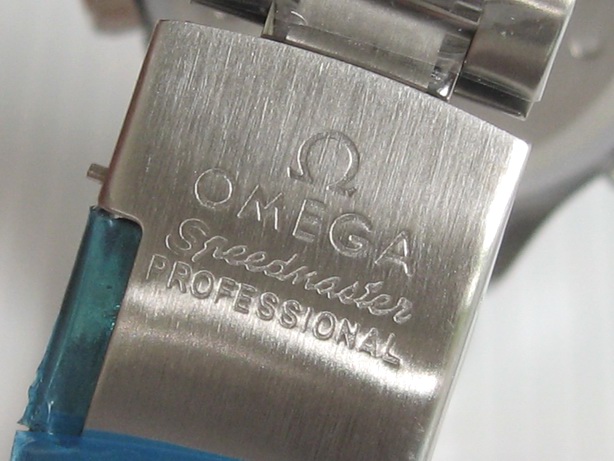 ได้มาถูกก็ขายถูก OMEGA SPEEDMASTER JAMEBOND 007