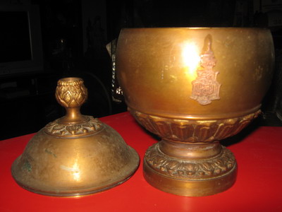 บาตรน้ำมนต์วัดบวรวรวิหาร