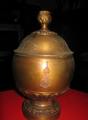 บาตรน้ำมนต์วัดบวรวรวิหาร