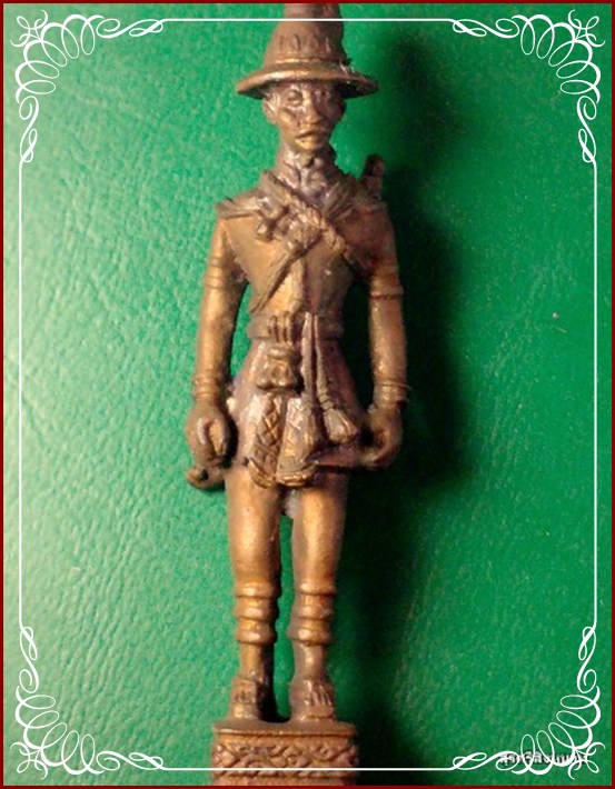 @@@...รูปหล่อพระเจ้าตากสิน ปี 20 ตอกโค๊ต พร้อมกล่องเดิม ...@@@