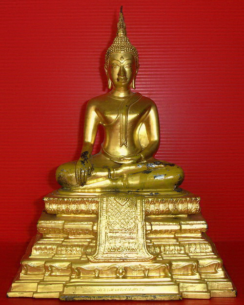 ** หลวงพ่อมงคลบพิตร จ.พระนครศรีอยุธยา หน้าตัก 5 นิ้ว ปิดทองค่ะ **