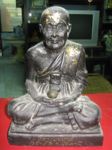 หลวงปู่ทวดวัดช้างให้หน้าตัก 5 นิ้ว