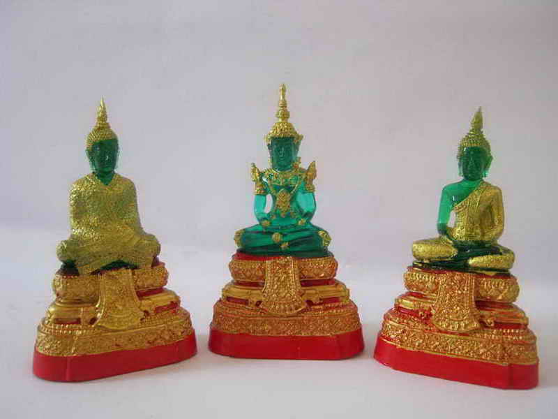 เปิดใจ 300 บาท พระบูชาพระแก้ว3ปาง3ฤดูบูชาขึ้นหิ้งที่เดียวเลยค่ะ สวยๆๆๆ