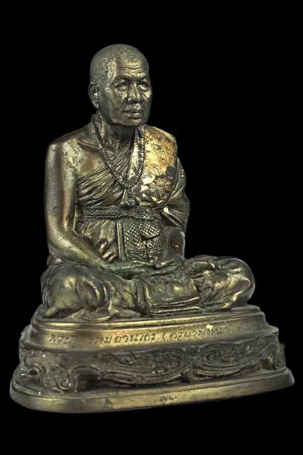 พระบูชาครูบาพรหมมา วัดพระพุทธบาทตากผ้า ป่าซาง ลำพูน