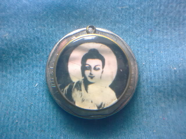 ดวงตาพระพุทธเจ้า หลวงพ่อผินะ (ดวงใหญ่ นิยม)