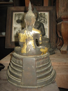 พระพุทธไม่ทราบที่หน้าตัก 5 นิ้ว
