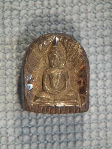 พระพุทธแกะจากหินข้าวตอกพระร่วง ไม่ทราบที่
