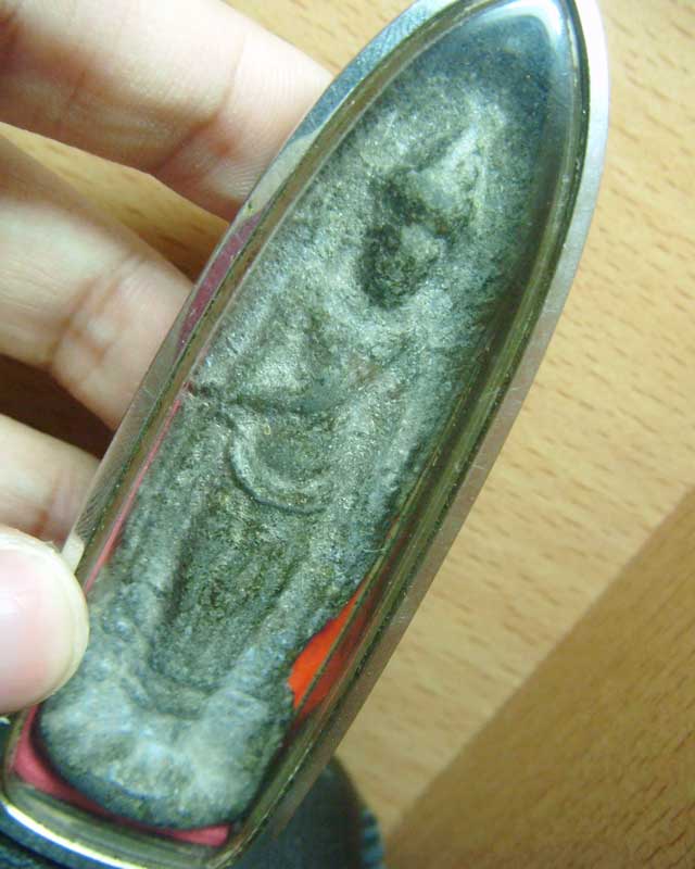 พระร่วง หลังลายผ้า เนื้อชินเขียว กรุวัดพระศรีมหาธาตุ ลพบุรี
