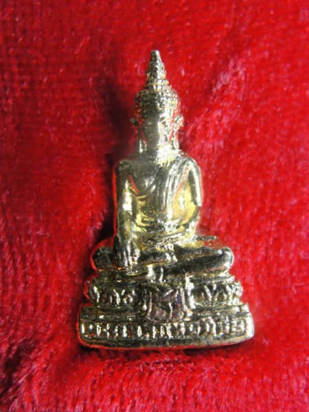 รูปหล่อ พระเหลาเทพนิมิต ปี50