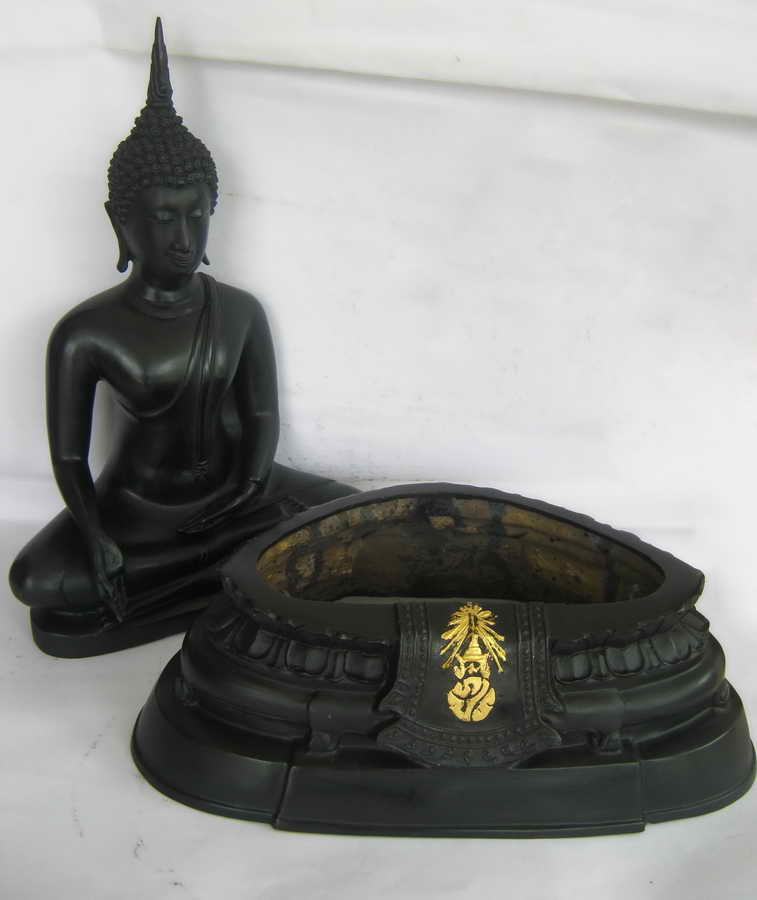 พระบูชากฐินต้น ภปร. วัดเทวสังฆาราม (วัดเหนือ)((((ย้อนยุค)))) ปี พ.ศ.2506 ขนาดหน้าตัก 9 นิ้วครับ