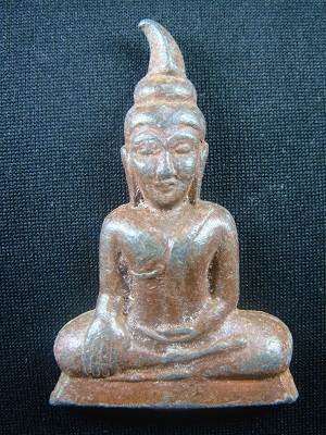 พระพิมพ์ท่ากระดาน....กาญจนบุรี...ประมูลเป็นชุดครับ...มี3องค์
