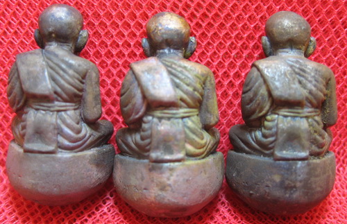 หลวงปู่ทวด พิมพ์เบ้าทุบ เนื้อผิวไฟ 3 องค์ วัดในหาน จ.ภูเก็ต อ.นอง อ.ทอง อ.สุภา ร่วมปลุกเสก ปี 36 