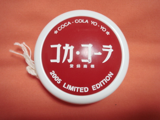 YO YO Coca Cola ขาว เเดง  Professional 2005 Lemited Edition