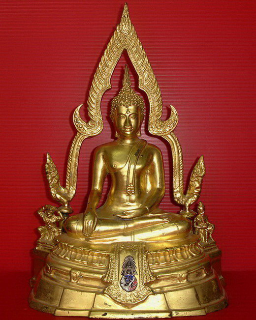 * พระพุทธชินราชบูชา ภปร. ปิดทอง ซุ้มถอดได้ สวยมากค่ะ *