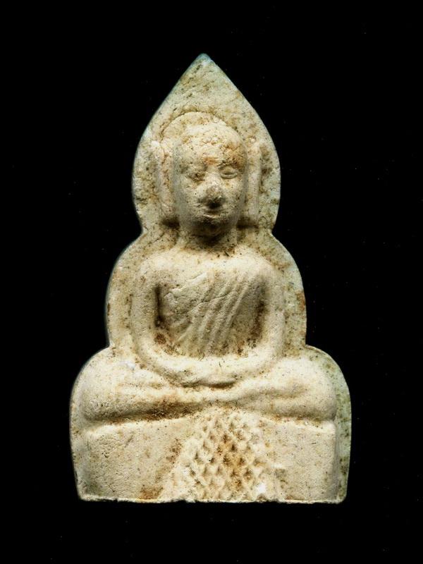 ถูกสุด สะดุดใจ...พระผงหลวงตาจวน วัดไก่เตี้ย จ.สุพรรณบุรี เนื้อผง สวยเดิม