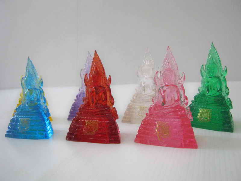 เปิดใจ300บาทพระพุทธชินราชเนื้อเร่ซิ่น7สีค่ะสวยงามมากๆๆๆค่ะ