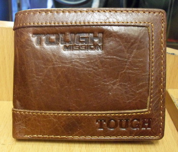 กระเป๋าสตางค์ TOUGH
