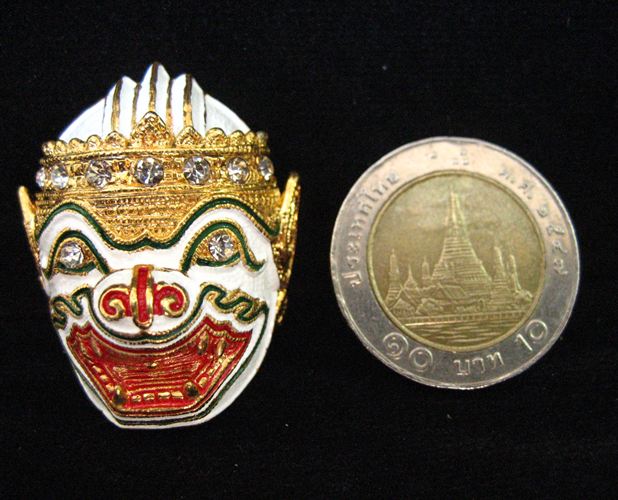 เศียรหนุมานกันภัย  เนื้อโลหะเพ้นท์สี  รุ่นบูชาครู หลวงพ่อเปิ่น วัดบางพระ จ.นครปฐม ปี53