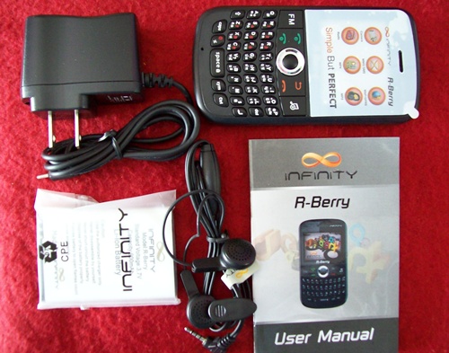 โทรศัพท์มือถือ เครื่องใหม่แกะกล่อง ยี่ห้อ*Infinity รุ่น R-Berry    2ซิม*MP3*กล้อง*ฟังFM