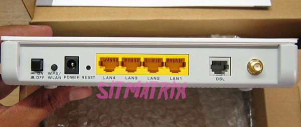 Modem ADSL มี Wiresslan ไร้สาย (มีเสาให้ 2 เสา 2 แบบ) ยี่ห้อ Zyxel รับประกันของใหม่ ไม่ผ่านมือ
