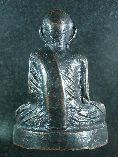 รูปเหมือนปั๊ม หลวงปู่จันทร์ วัดทุ่งเพ้อ รุ่นเหล็กไหล ปี 2528 จ.นครศรีธรรมราช