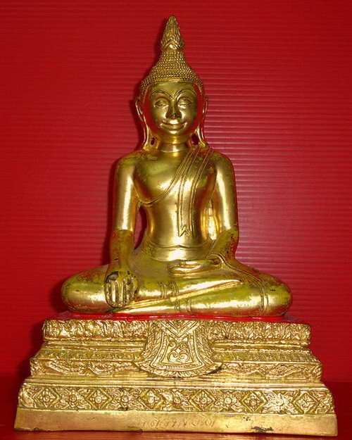 *พระบูชาหลวงพ่อโต วัดหลักสี่ จ.สมุทรสาคร หน้าตัก 5 นิ้ว ปิดทอง สภาพสวยค่ะ*