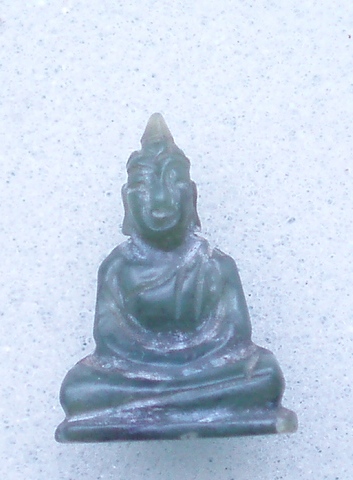 พระหยกอาจารย์วิริยัง วัดธรรมมงคล (เคาะเดียวแดง)