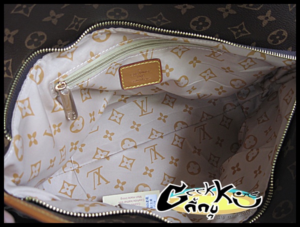 Sale......!!!!!.......... ..กระเป๋า ... LOUIS VUITTON....... พิเศษ 699 บาท...